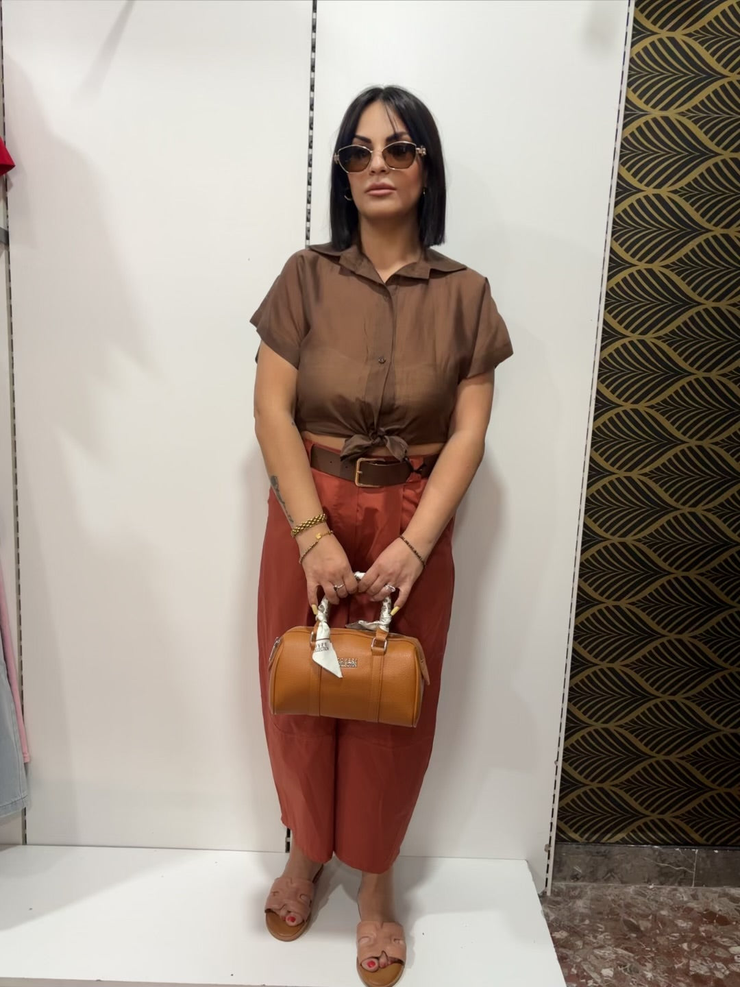 Camicia Crop in Viscosa con Nodo