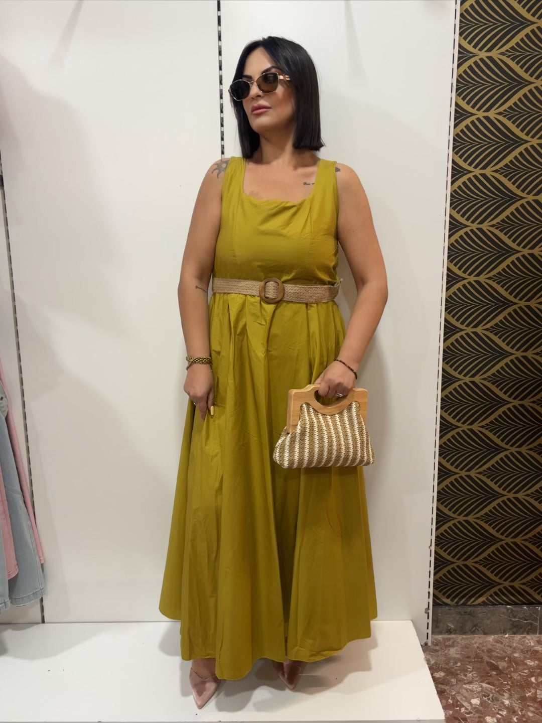Abito Maxi con Cintura Effetto Rafia”