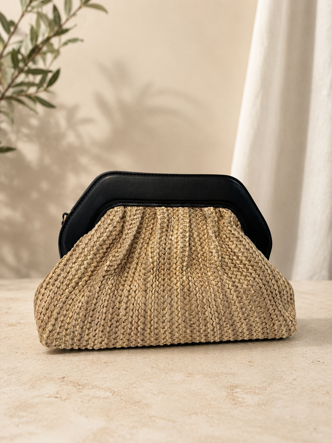 Clutch Intrecciata Effetto Paglia con Tracolla