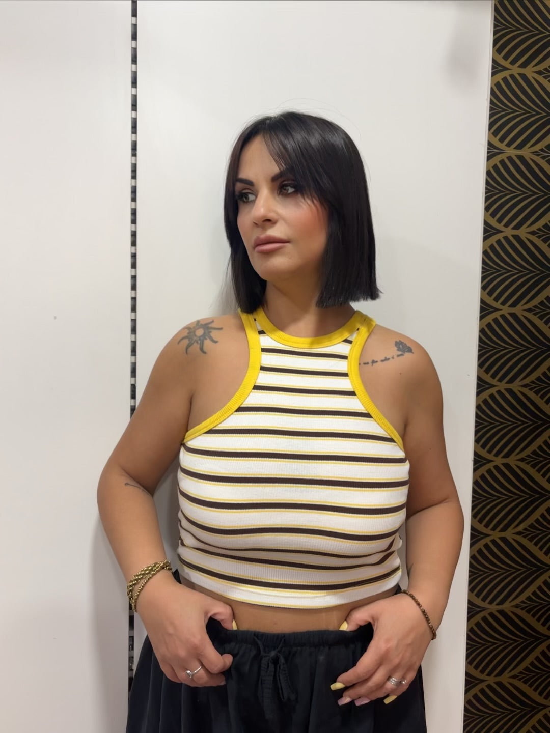 TOP CROP A RIGHE LUMINA
